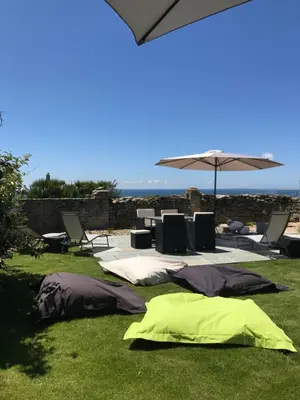 Jardin de l'établissement Le Clos de la Pointe Saint-Mathieu