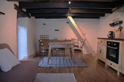 Cuisine ou kitchenette dans l'établissement Au ptit gîte