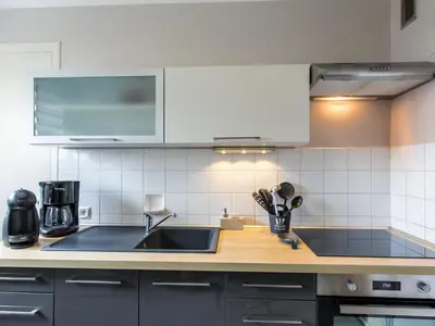 Cuisine ou kitchenette dans l'établissement Apartment Les Glénans by Interhome