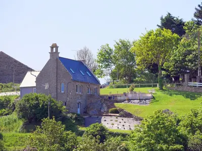 Jardin de l'établissement Stone House in Brittany with Sea Views