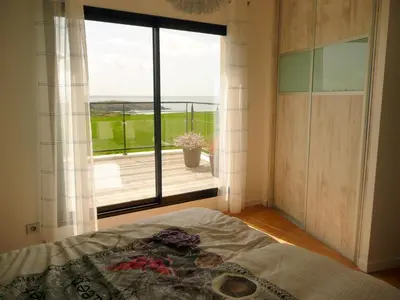Un ou plusieurs lits dans un hébergement de l'établissement Villa in Telgruc-sur-Mer with Sea Views & Jacuzzi