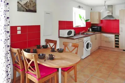Cuisine ou kitchenette dans l'établissement Stone House in Telgruc by Sandy Beaches
