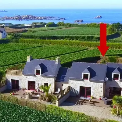 Stone House in Cléder near Sandy Beach