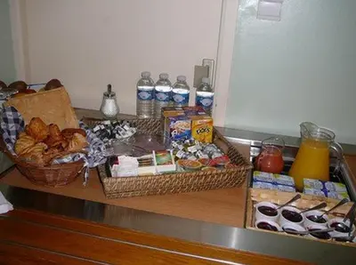 Nourriture dans l'hôtel ou à proximité