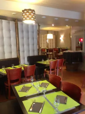 Restaurant ou autre lieu de restauration dans l'établissement Hôtel La Tour D'Auvergne