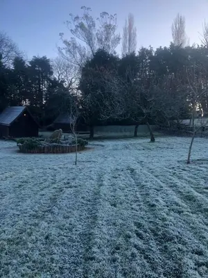 L'établissement Les cabanes de Kerellou en hiver