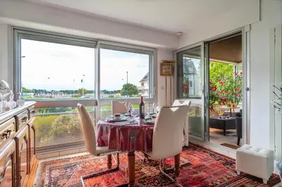 Balcon ou terrasse dans l'établissement Appartement à Bénodet 3 étoiles avec vue sur mer