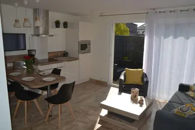 Coin salon dans l'établissement Résidence Bel Air