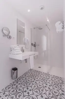 Salle de bains dans l'établissement Le Cornouaille Hotel & Spa
