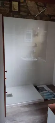 Salle de bains dans l'établissement Natursteinhaus in Portsall