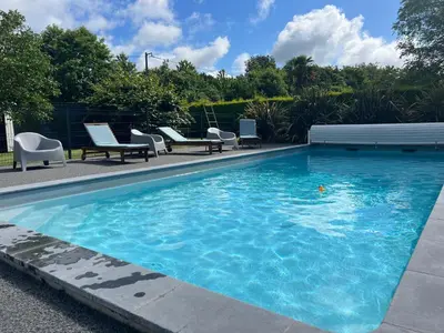 Piscine de l'établissement Maisons Les Gites de l'Odet ou située à proximité