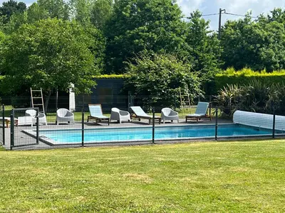 Piscine de l'établissement Maisons Les Gites de l'Odet ou située à proximité