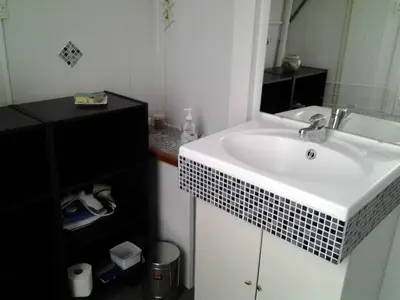 Salle de bains dans l'établissement Appartement à 200 mètres du port de Concarneau