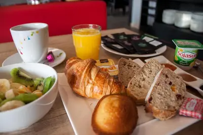 Nourriture dans l'hôtel ou à proximité