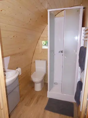 Salle de bains dans l'établissement Pod à la croisée des baies