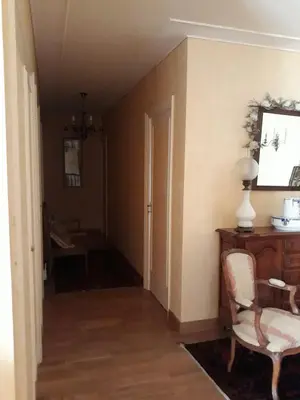 Un ou plusieurs lits dans un hébergement de l'établissement Chambre dans jolie demeure