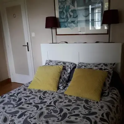 Chambre dans jolie demeure