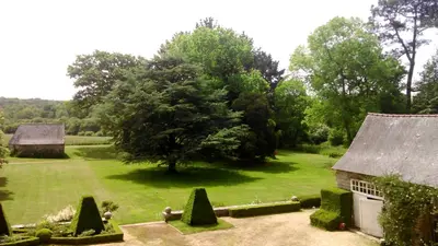 Jardin de l'établissement Maison de charme Finistere 4 personnes