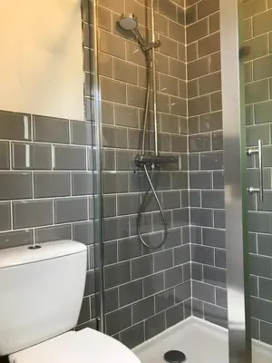 Salle de bains dans l'établissement Ker Iliz