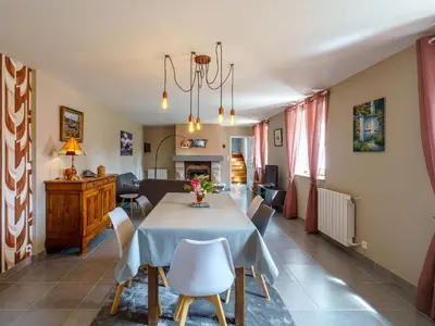 Plan de l'établissement Holiday Home Les Volets Rouges by Interhome