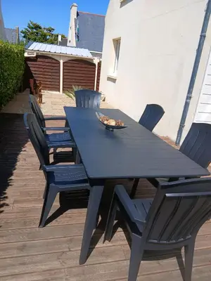 Plan de l'établissement Maison spacieuse à Cléder avec jardin + 10 personnes.