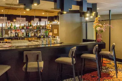 Salon ou bar de l'établissement Oceania Quimper