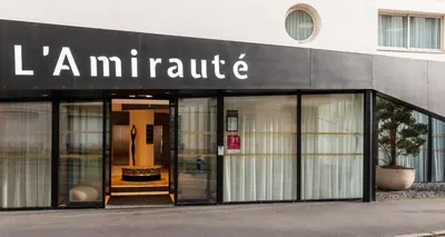 Façade ou entrée de l'établissement L'Amirauté Brest