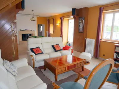 Coin salon dans l'établissement Holiday Home in Plouarzel near Sandy Cove