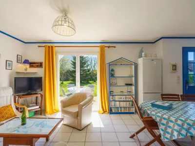 Cuisine ou kitchenette dans l'établissement Holiday Home Ty Bihan by Interhome
