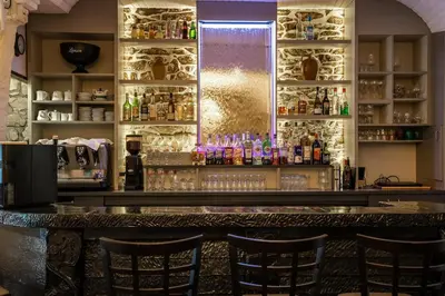 Salon ou bar de l'établissement Logis- Auberge De Kerveoc'h