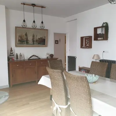 Coin salon dans l'établissement Brest quartier Siam appartement 3 étoiles