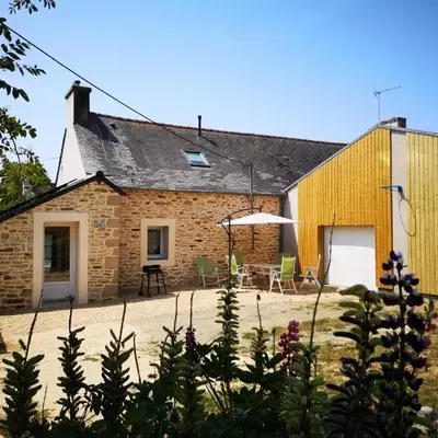 maison entre campagne et mer