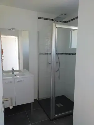 Salle de bains dans l'établissement LA ROLANDE