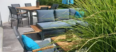 Coin salon dans l'établissement Cap Coz Cottage 4* a 500 m de la plage de sable fin