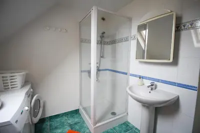 Salle de bains dans l'établissement TY SEA