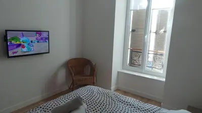 Télévision ou salle de divertissement dans l'établissement 20 rue Gasté, proche gare SNCF de BREST