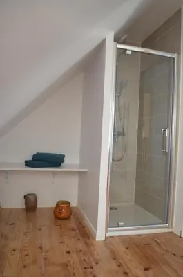 Salle de bains dans l'établissement VILLA KEREZAM au petit port de Mogueriec