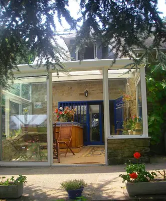 Jardin de l'établissement L'Ecrin de Pradou Glaz