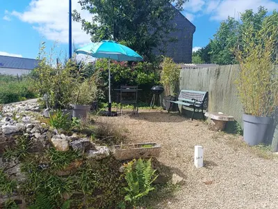 Jardin de l'établissement Petit gîte cocoon Ty Bihan Ar Feunteun