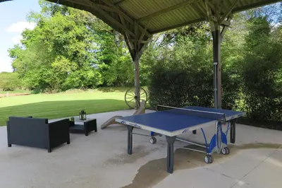 Tennis de table au sein de l'établissement Les Gîtes de Douar Bouillon ou à proximité