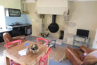 Cuisine ou kitchenette dans l'établissement Les Gîtes de Douar Bouillon