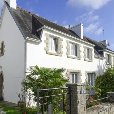 Apartment in Bénodet near Sandy Beaches