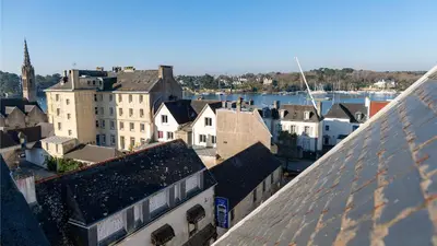 Vue générale sur Bénodet ou vue de la ville depuis l'hôtel