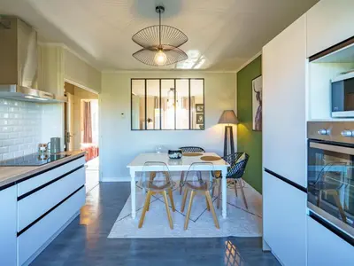 Cuisine ou kitchenette dans l'établissement Apartment Ty Ael by Interhome