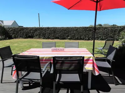 Jardin de l'établissement Holiday Home Ty Amiets by Interhome
