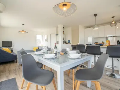 Cuisine ou kitchenette dans l'établissement Holiday Home Les Dunes by Interhome