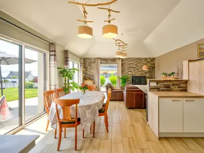 Cuisine ou kitchenette dans l'établissement Holiday Home Orphée by Interhome