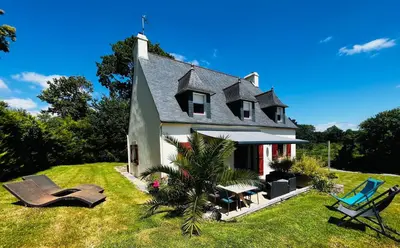 Jardin de l'établissement Gîte du Cosquer