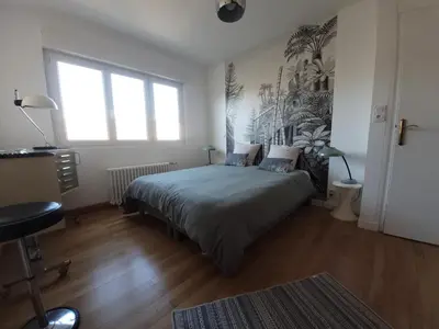 Un ou plusieurs lits dans un hébergement de l'établissement Les Aigrettes - Appartement spacieux - Terrasse et garage