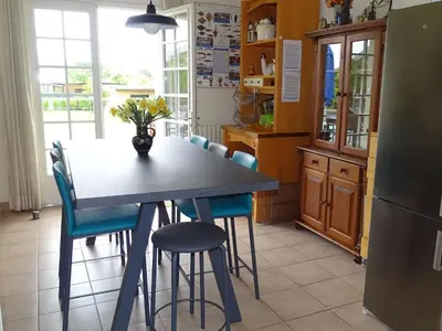 Cuisine ou kitchenette dans l'établissement Holiday Home in Bénodet with Pool & Beaches